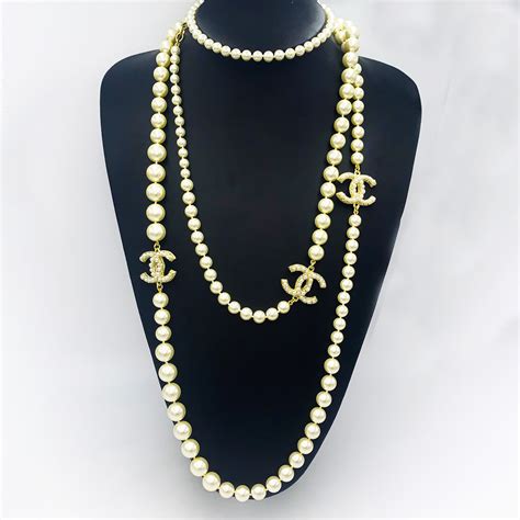 chanel pearl necklace fake vs real|chanel pearl necklace price list.